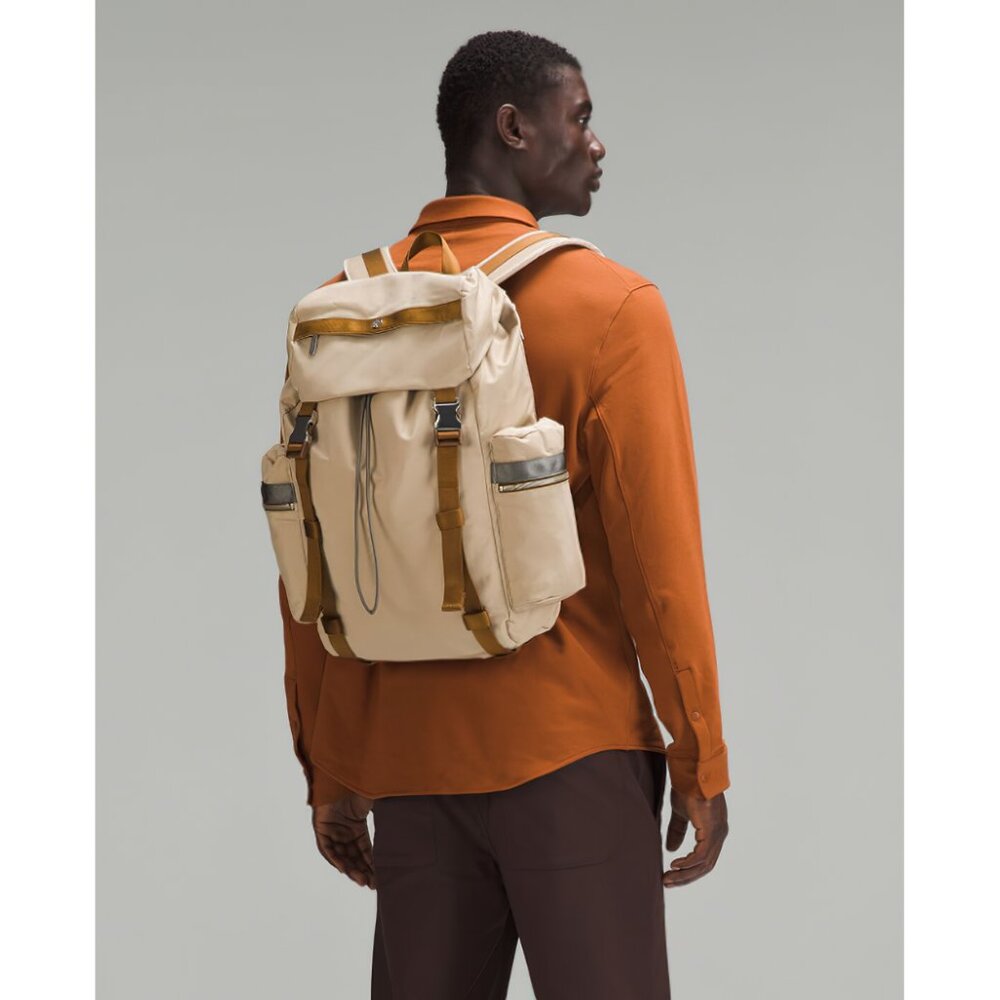 Lululemon Wunderlust Backpack 25L Brown - Picture 2 of 16